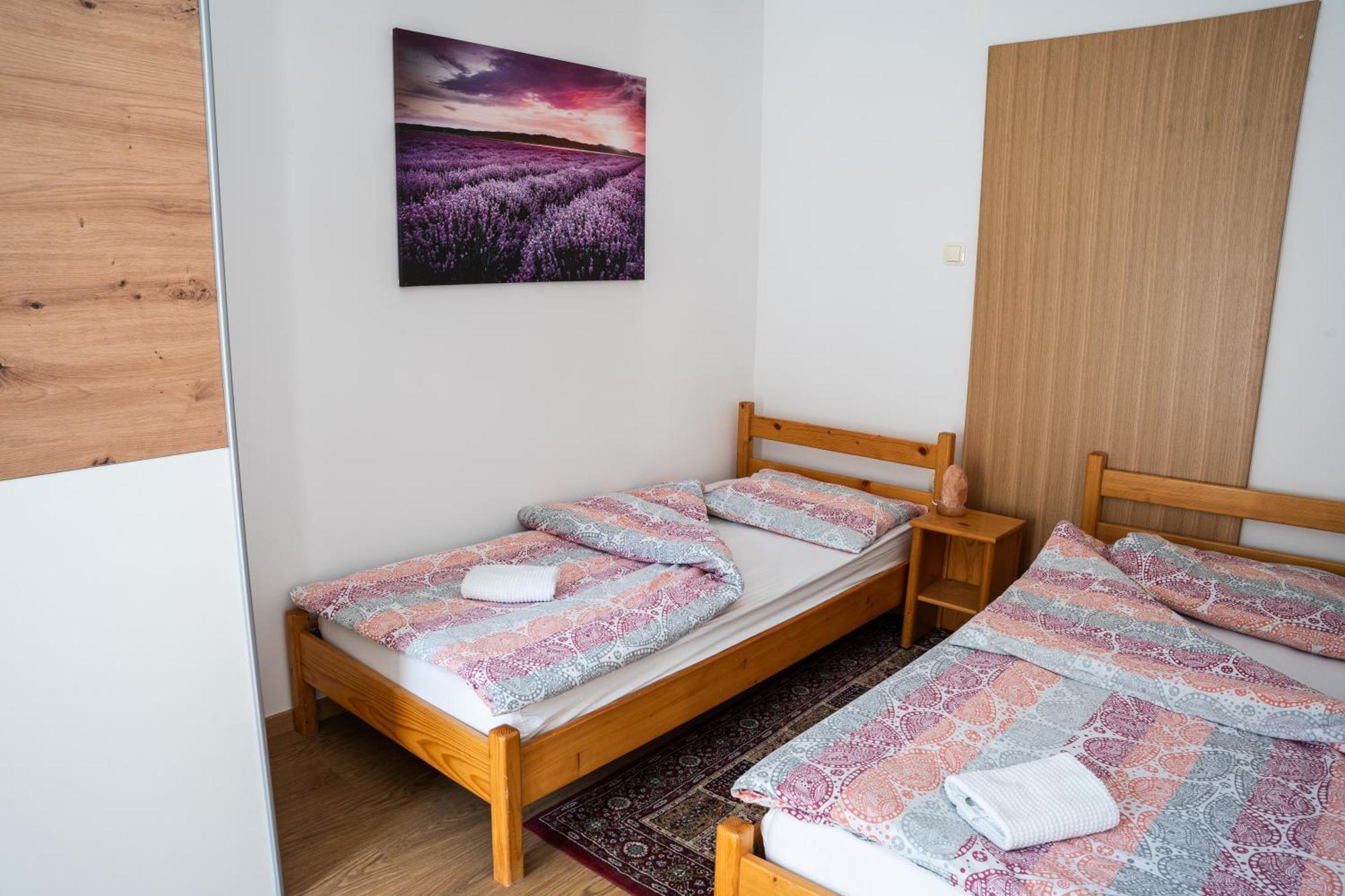 Bed and Breakfast Adventure Farm Store Esterno foto